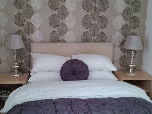 فندق The Crown And Cushion ويندسور المظهر الخارجي الصورة